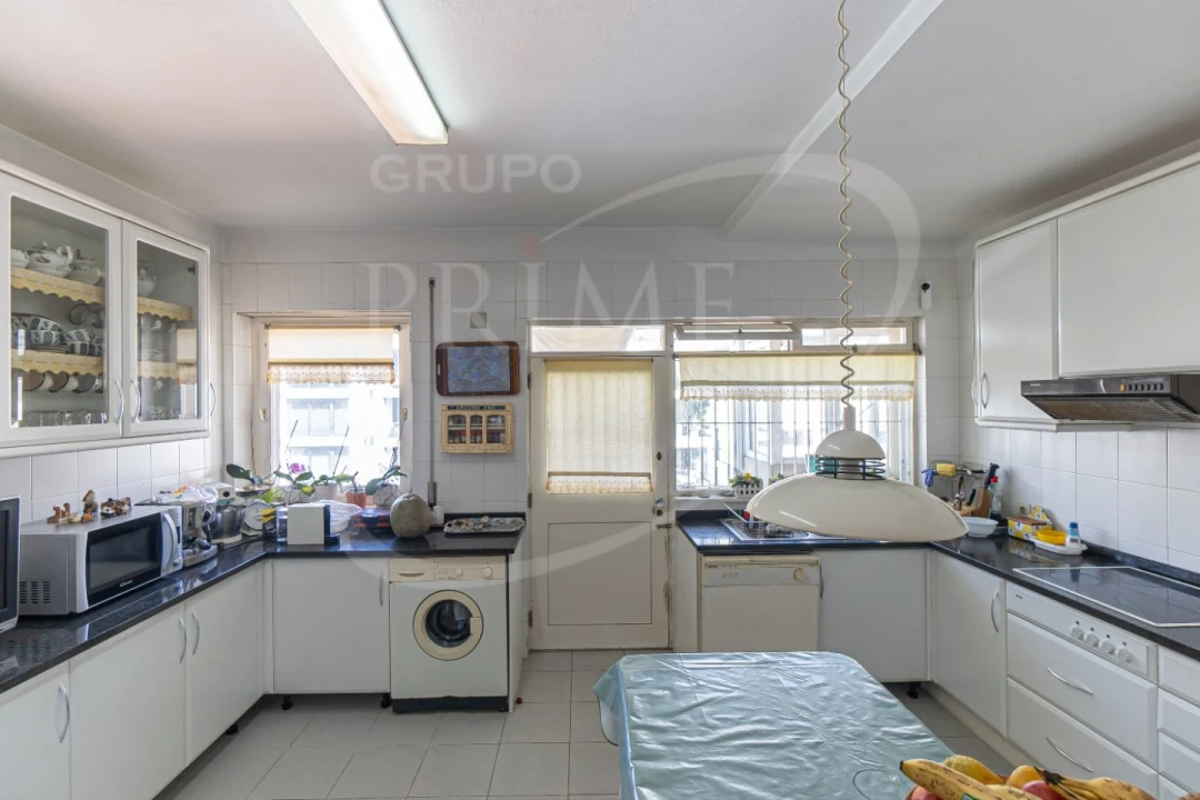 Apartamento T6 para Venda em Aldoar, Foz do Douro e Nevogilde Foto 9