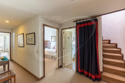 Apartamento T6 para Venda em Aldoar, Foz do Douro e Nevogilde