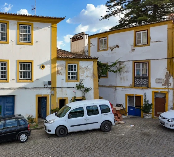 Moradia T3 para Venda em Abrantes (São Vicente e São João) e Alferrarede Foto 1