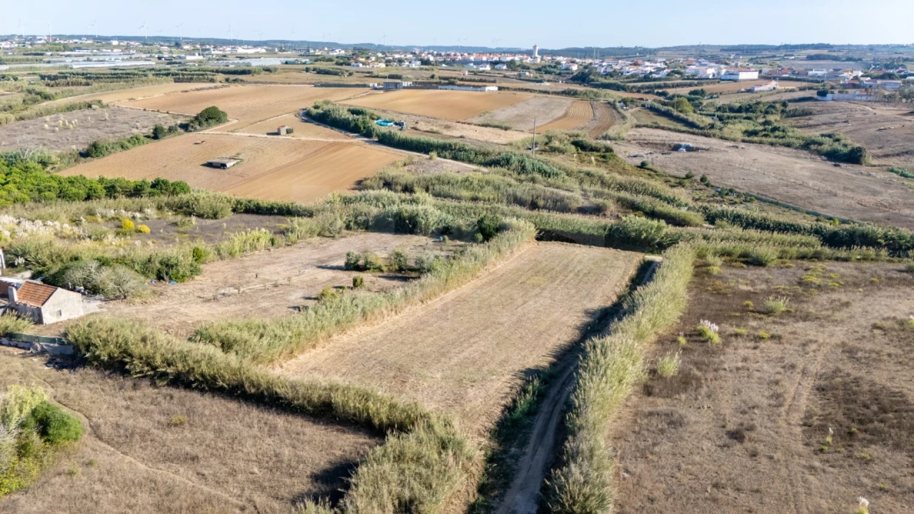 Terreno para Venda em Atouguia da Baleia Foto 6