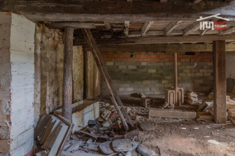 Moradia T8 para Venda em Sabacheira Foto 23