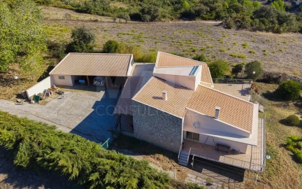 Moradia T3 para Venda em Arranho