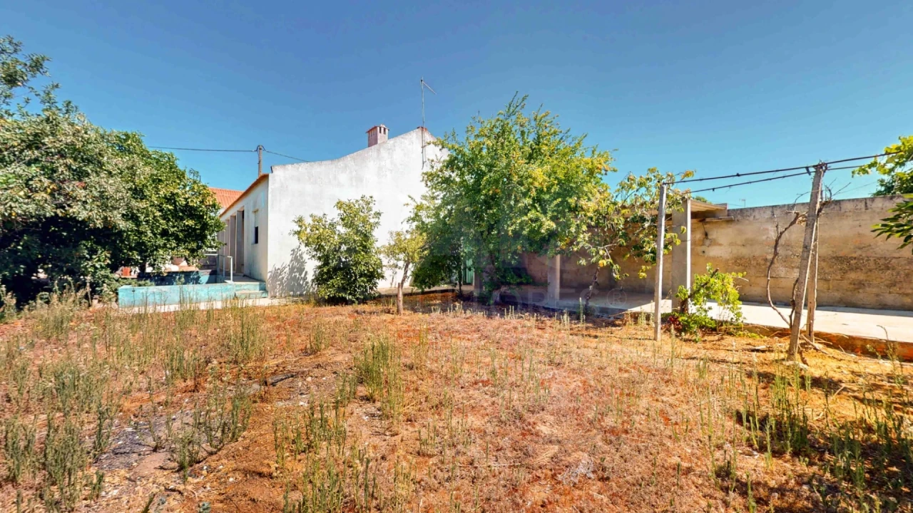 Moradia T3 para Venda em Vale de Santiago Foto 1