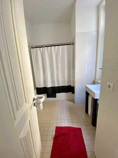 Apartamento T1 para Arrendamento em Misericórdia