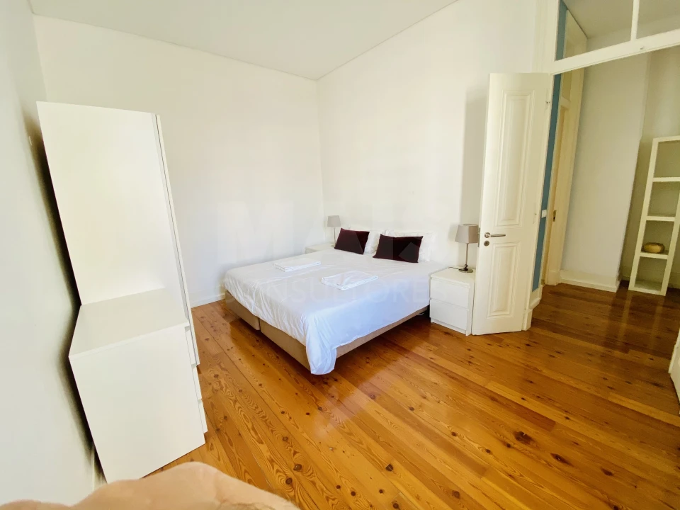 Apartamento T1 para Arrendamento em Misericórdia Foto 9