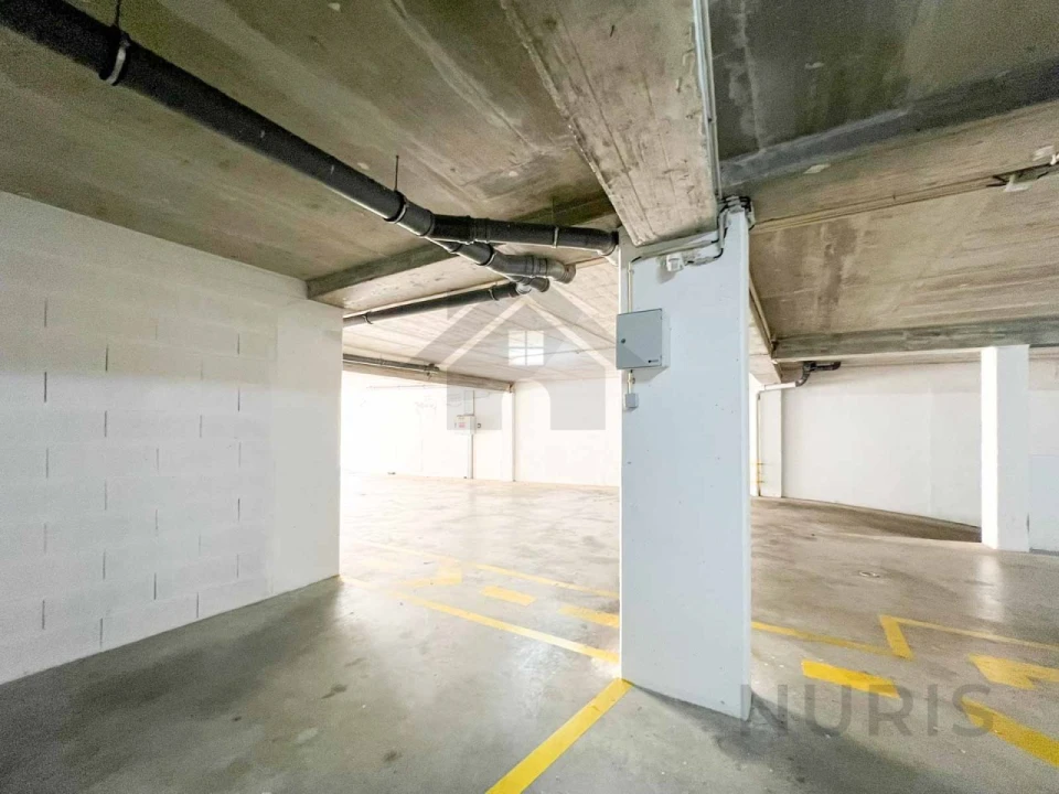 Apartamento T2 para Venda em Portimão Foto 31