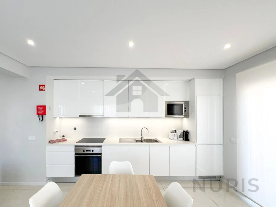 Apartamento T2 para Venda em Portimão Foto 4