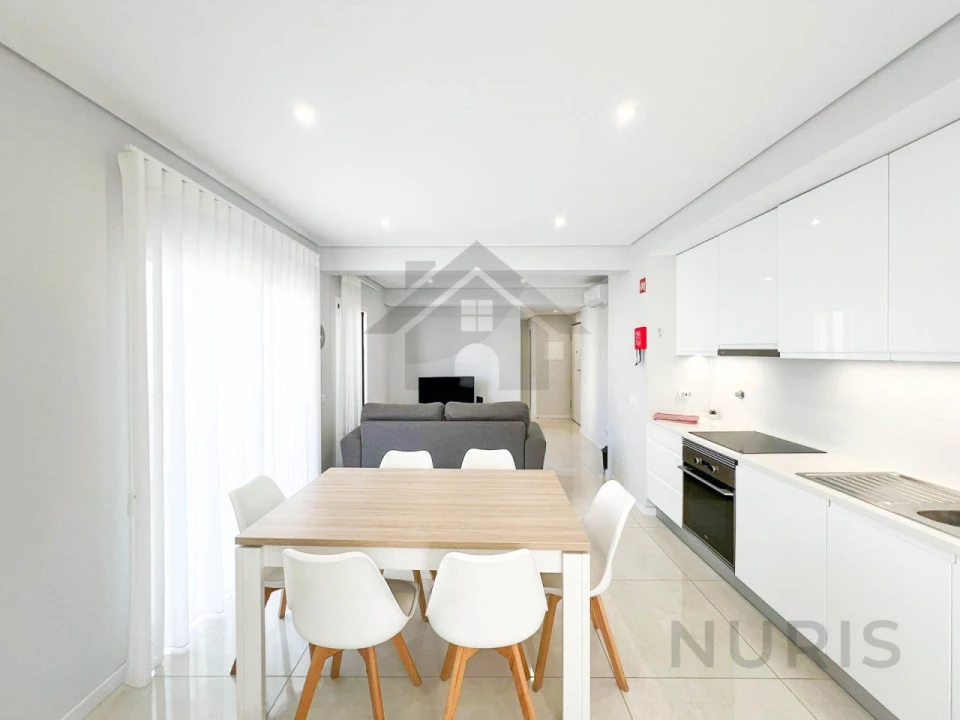 Apartamento T2 para Venda em Portimão Foto 5