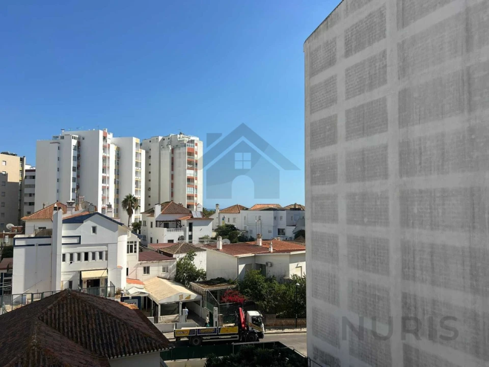 Apartamento T2 para Venda em Portimão Foto 12