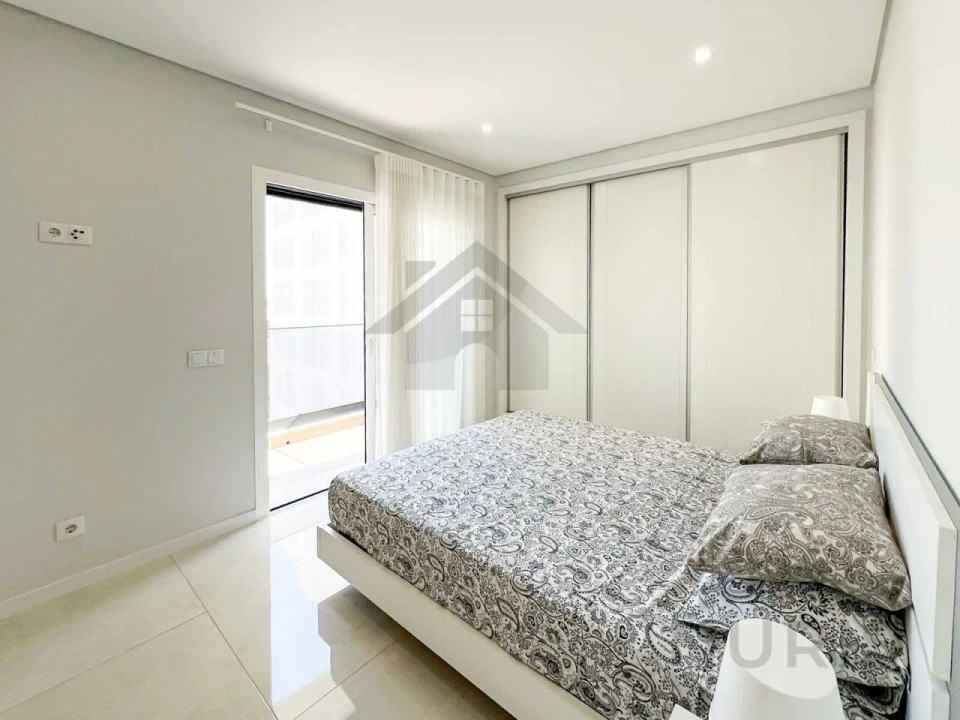 Apartamento T2 para Venda em Portimão Foto 16