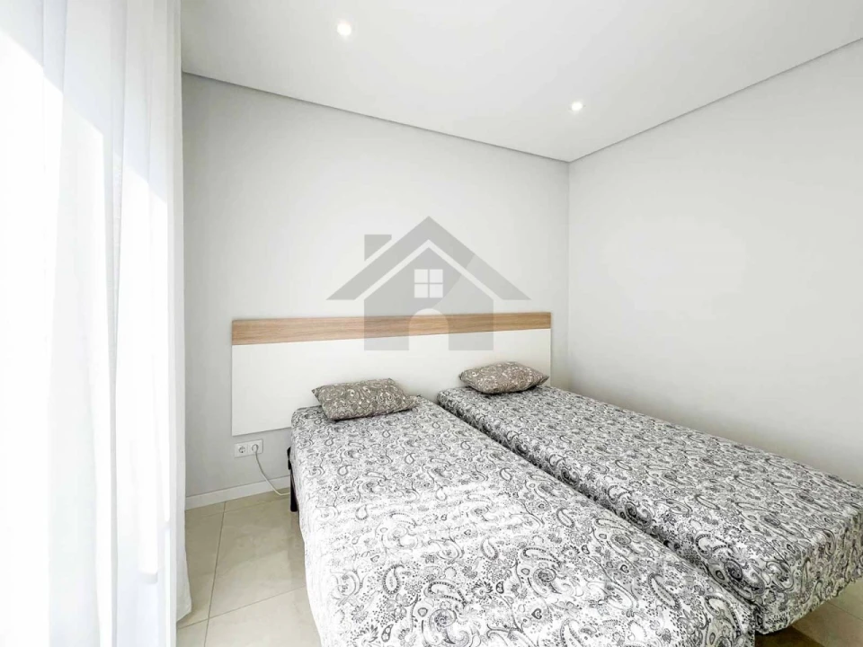 Apartamento T2 para Venda em Portimão Foto 23