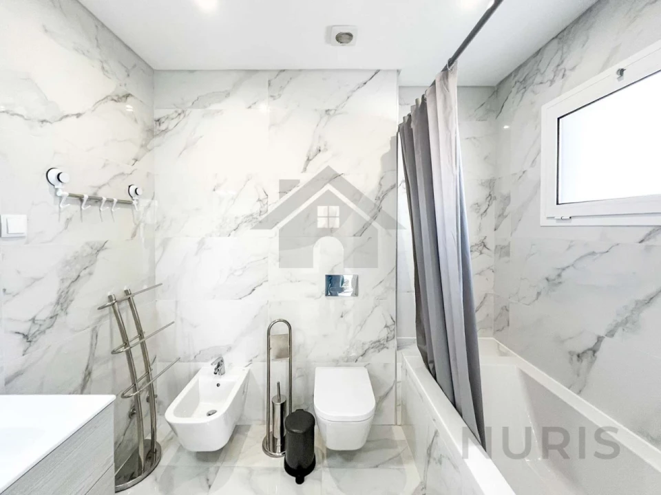 Apartamento T2 para Venda em Portimão Foto 19