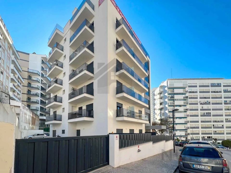 Apartamento T2 para Venda em Portimão Foto 1