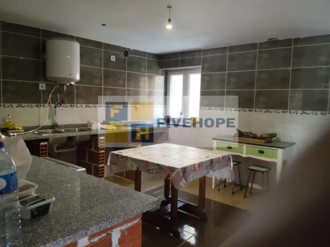 Moradia T2 para Venda em Poiares (Santo Andre) Foto 9