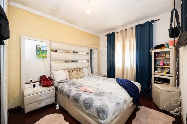 Moradia T5 para Venda em Camarate, Unhos e Apelação Foto 11