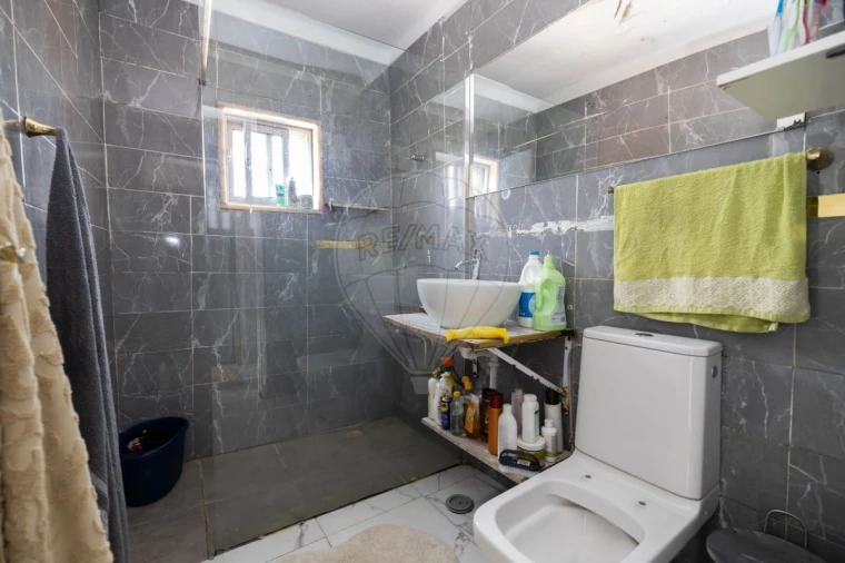 Moradia T5 para Venda em Camarate, Unhos e Apelação Foto 4