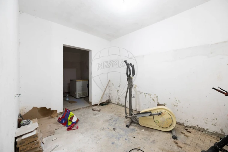 Moradia T5 para Venda em Camarate, Unhos e Apelação Foto 23