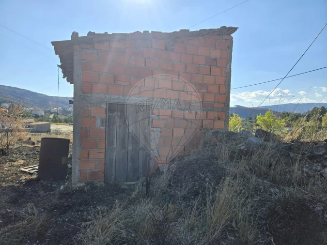 Terreno para Venda em Silvares Foto 9
