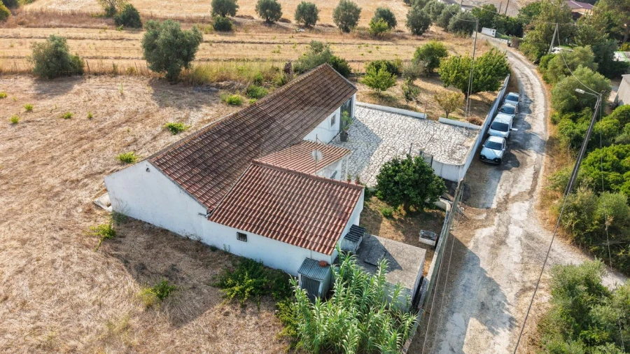 Moradia T3 para Venda em Pontevel Foto 6