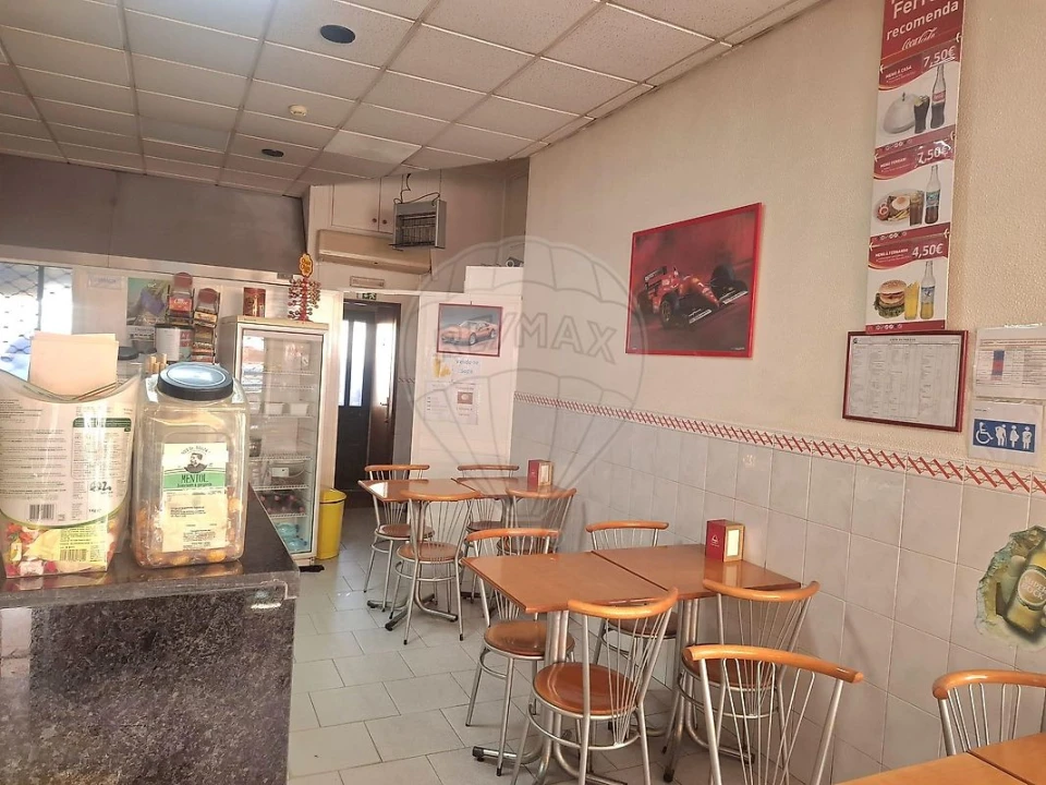 Negócio para Venda em Samora Correia Foto 7