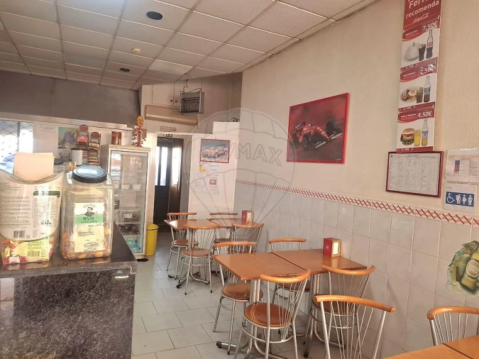 Negócio para Venda em Samora Correia Foto 7