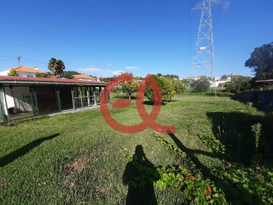Moradia T3 para Venda em Vila de Punhe Foto 4