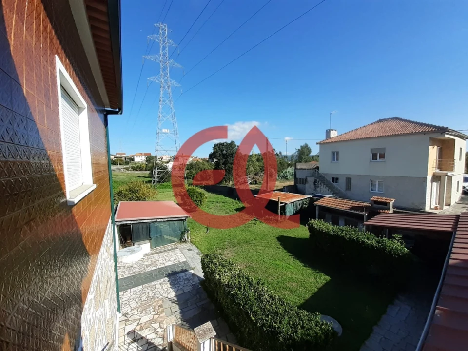 Moradia T3 para Venda em Vila de Punhe Foto 19