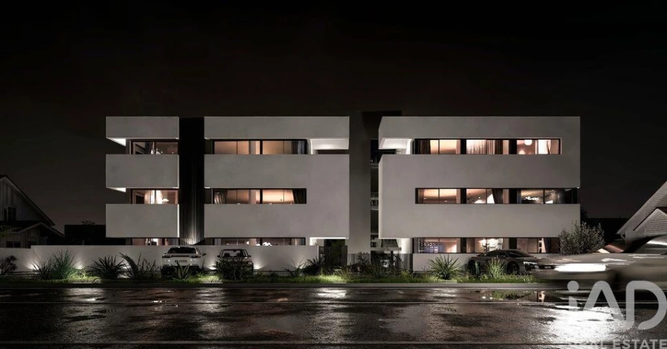 Apartamento T3 para Venda em Palmeira de Faro e Curvos Foto 25