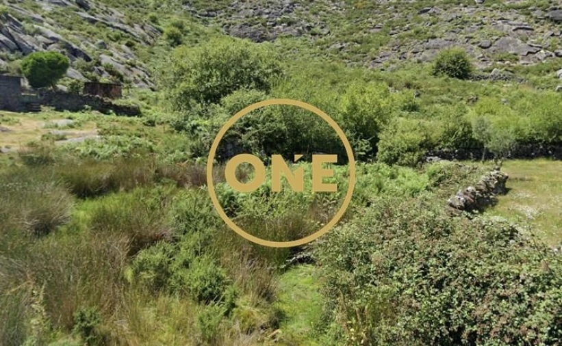 Terreno para Venda em Estorãos Foto 2