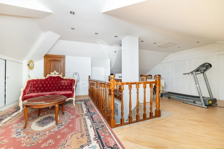 Moradia T5 para Venda em Souto Foto 18