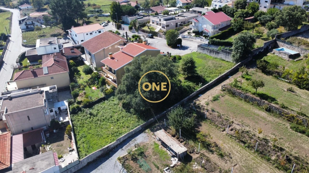 Terreno para Venda em Penamaior Foto 6