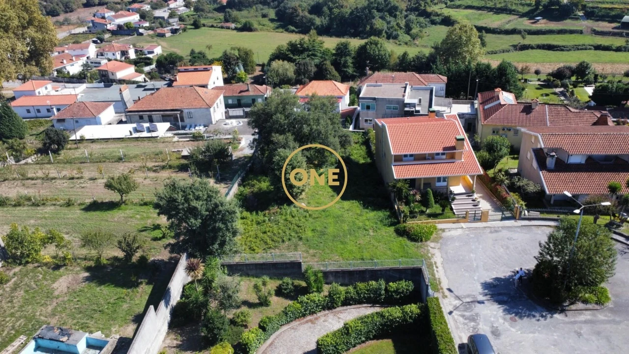 Terreno para Venda em Penamaior Foto 4