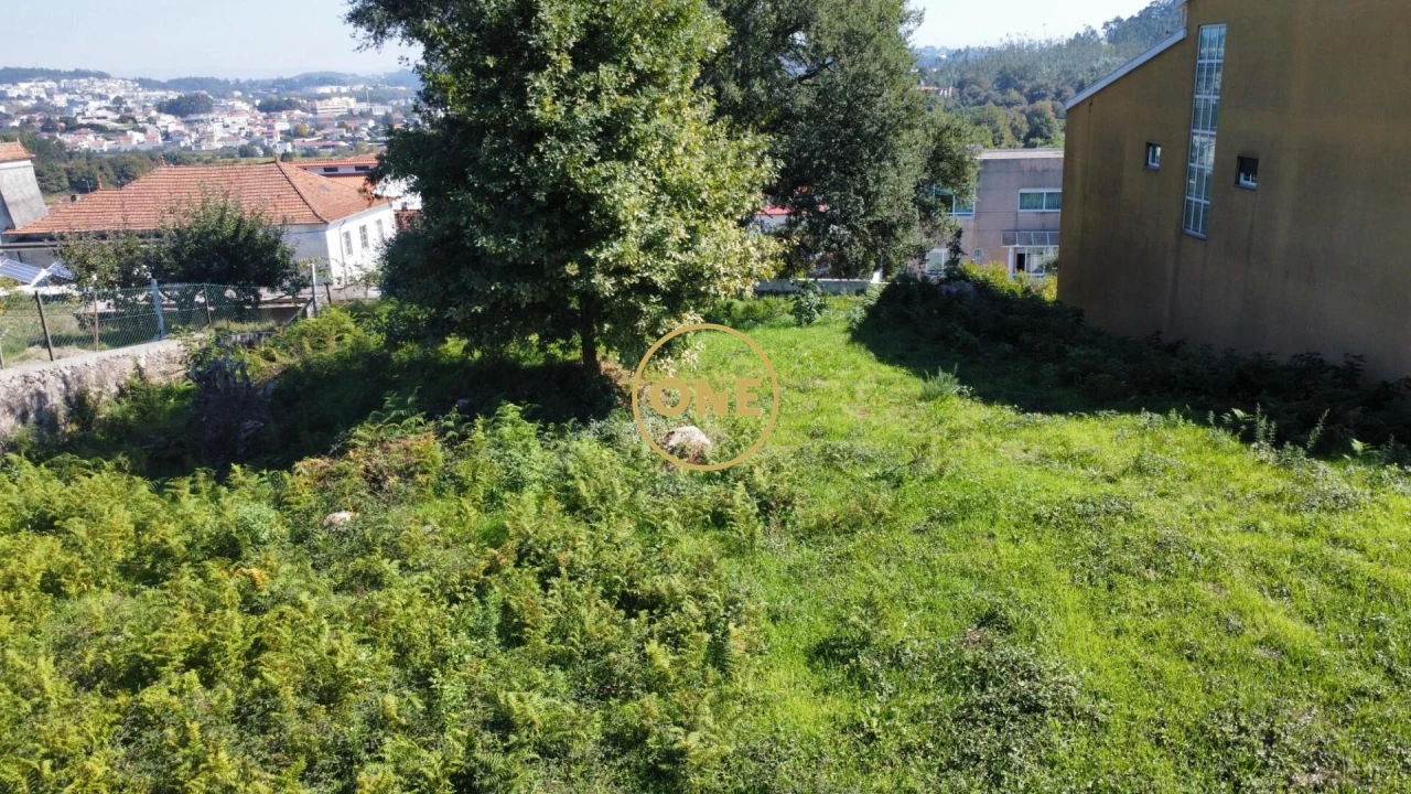 Terreno para Venda em Penamaior Foto 12