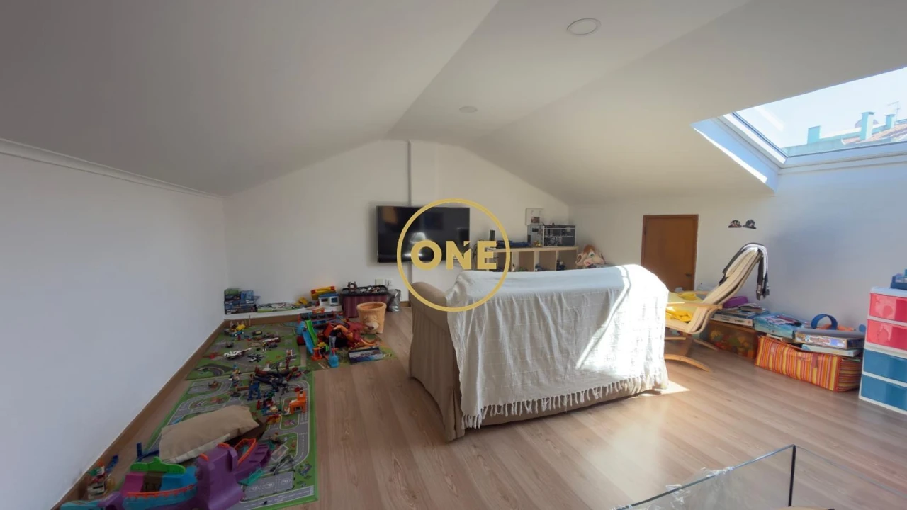 Moradia T4 para Venda em Algueirão-Mem Martins Foto 43