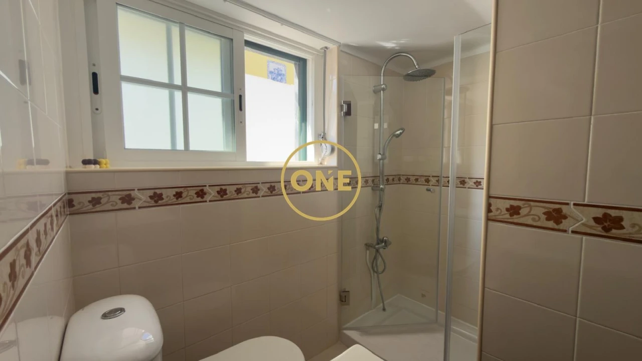 Moradia T4 para Venda em Algueirão-Mem Martins Foto 9