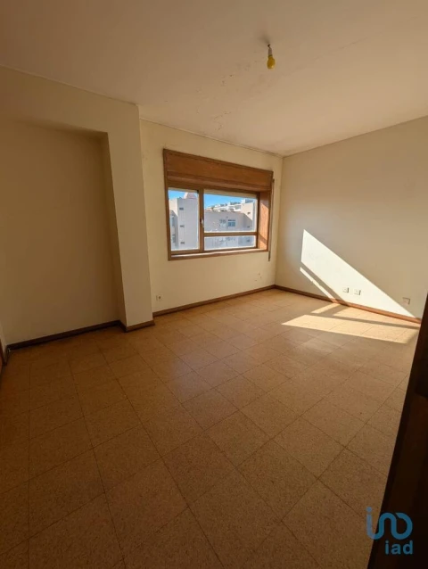 Apartamento T4 para Venda em Póvoa de Varzim, Beiriz e Argivai