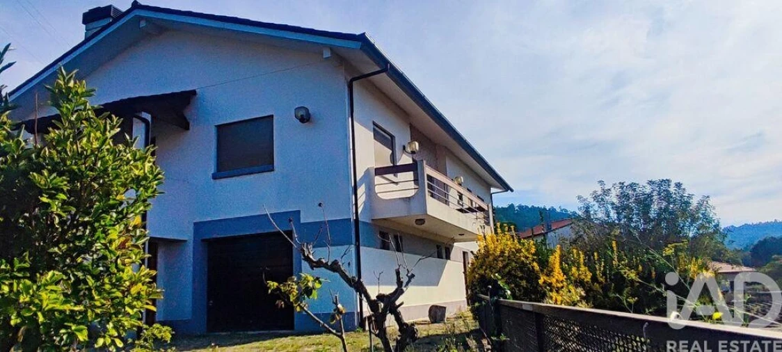 Moradia T4 para Venda em Lanhelas Foto 26