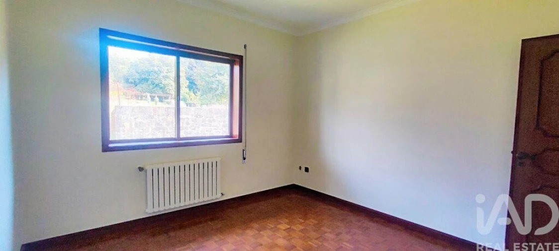 Moradia T4 para Venda em Lanhelas Foto 21