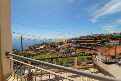 Moradia T4 para Venda em Arco da Calheta