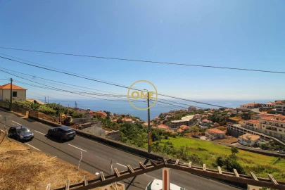 Moradia T4 para Venda em Arco da Calheta