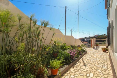 Moradia T4 para Venda em Arco da Calheta