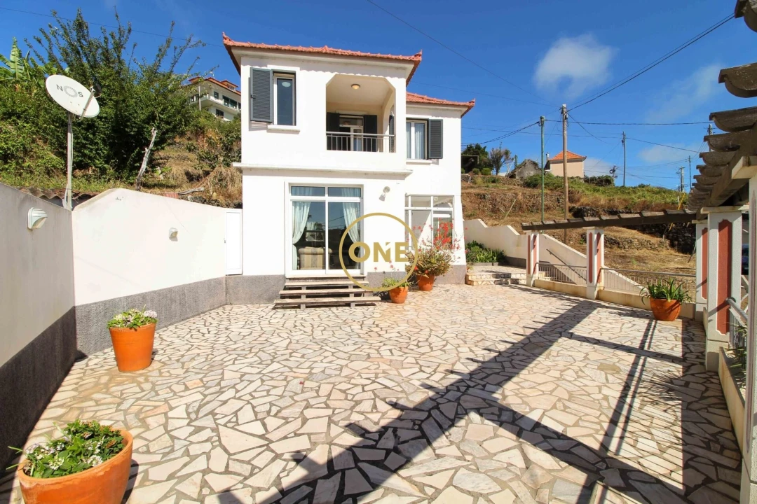 Moradia T4 para Venda em Arco da Calheta Foto 58