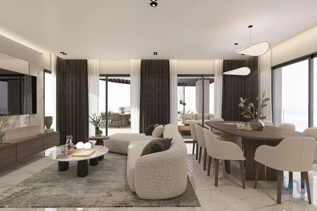 Apartamento T2 para Venda em São Martinho Foto 2