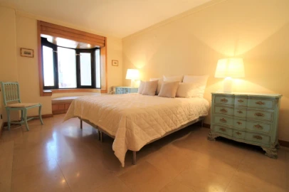 Apartamento T3 para Arrendamento em Campo de Ourique