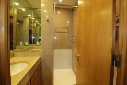 Apartamento T3 para Arrendamento em Campo de Ourique