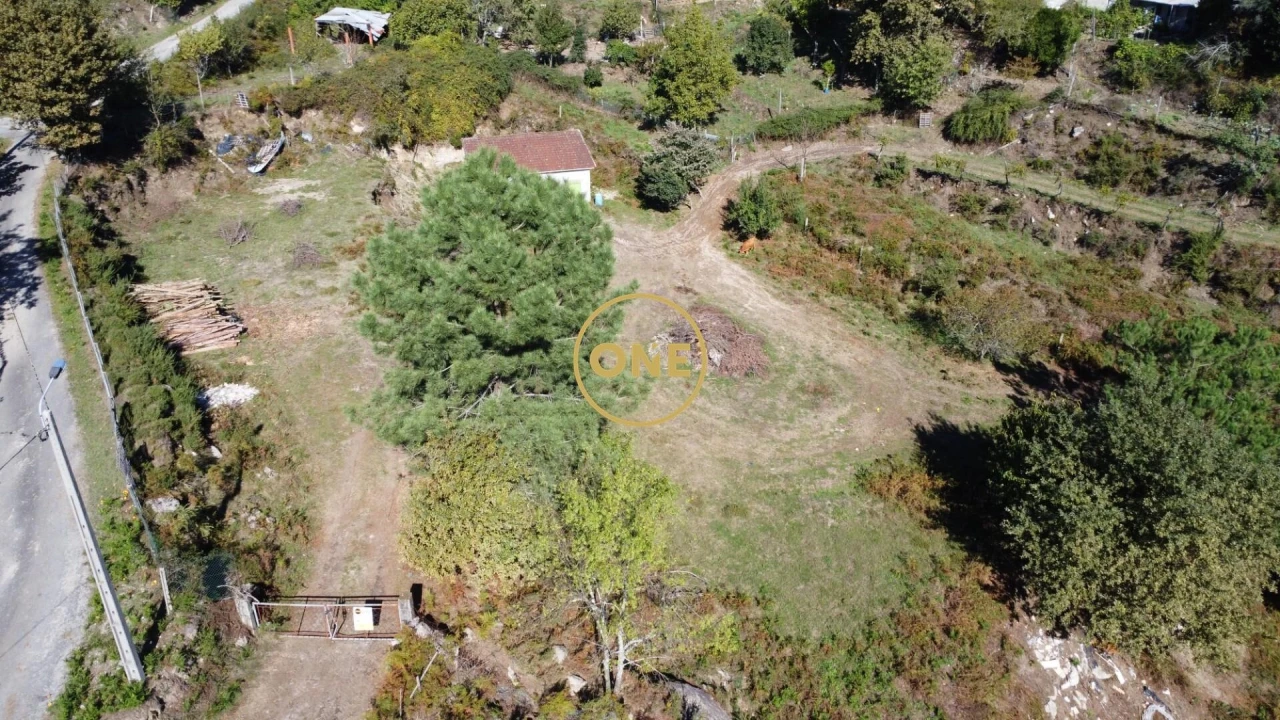 Terreno para Venda em Valdreu Foto 1