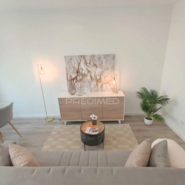 Apartamento T3 para Venda em Penha de França Foto 2
