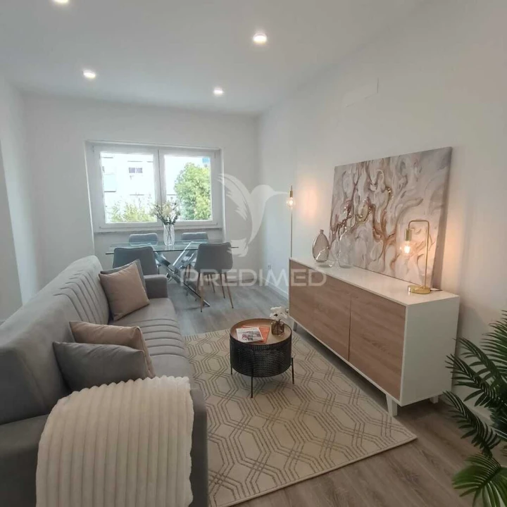 Apartamento T3 para Venda em Penha de França Foto 1