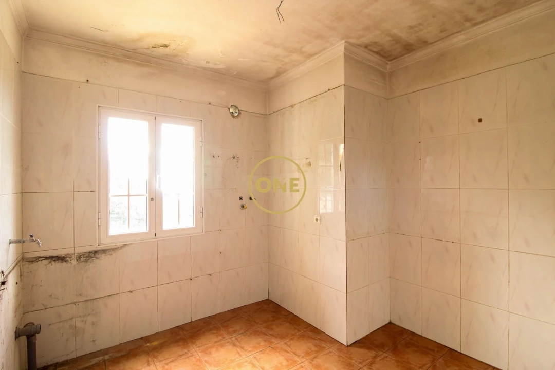 Moradia T3 para Venda em Canhas Foto 10