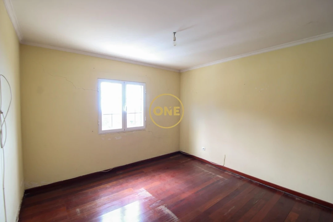 Moradia T3 para Venda em Canhas Foto 20